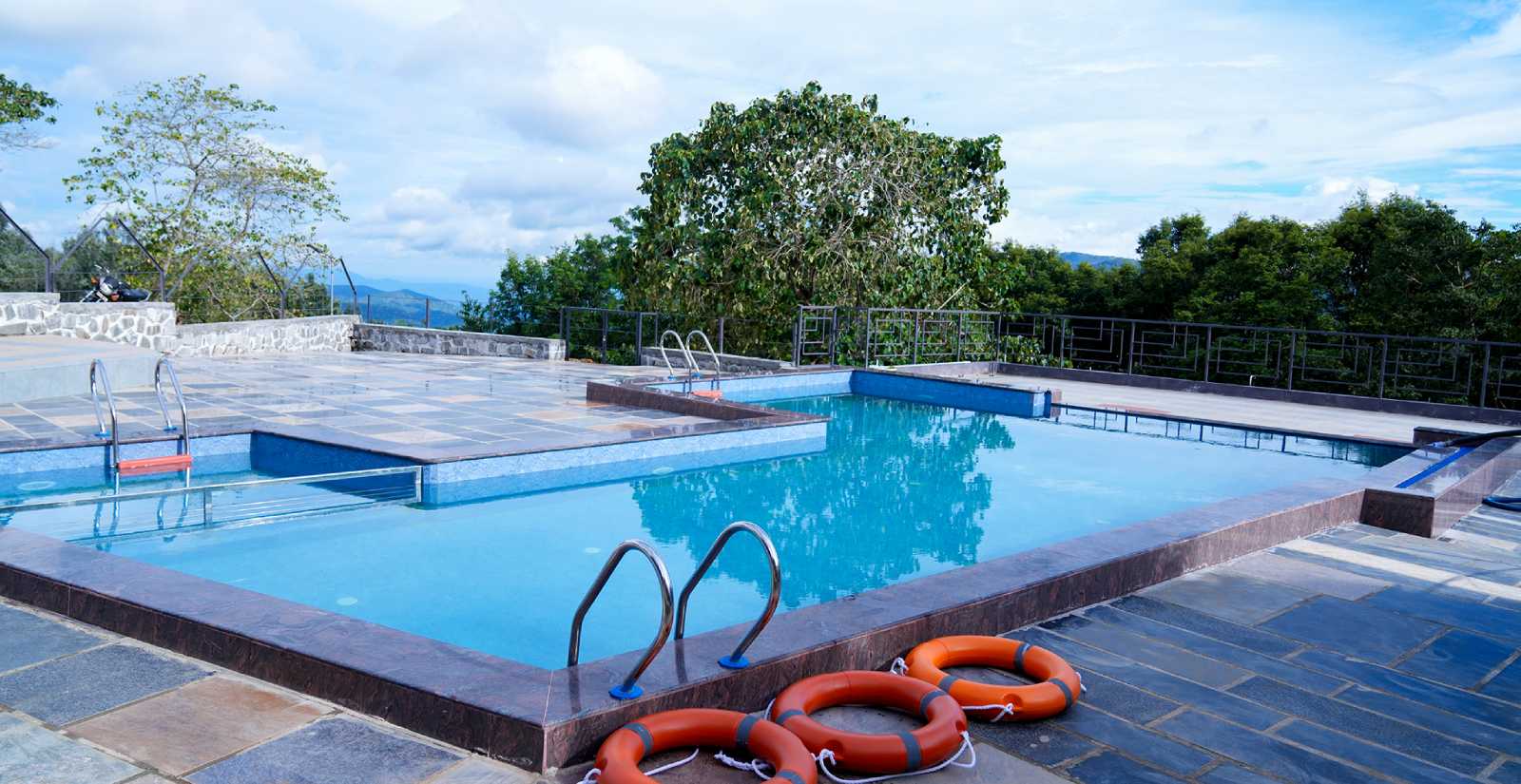 Top Resorts in Sirumalai